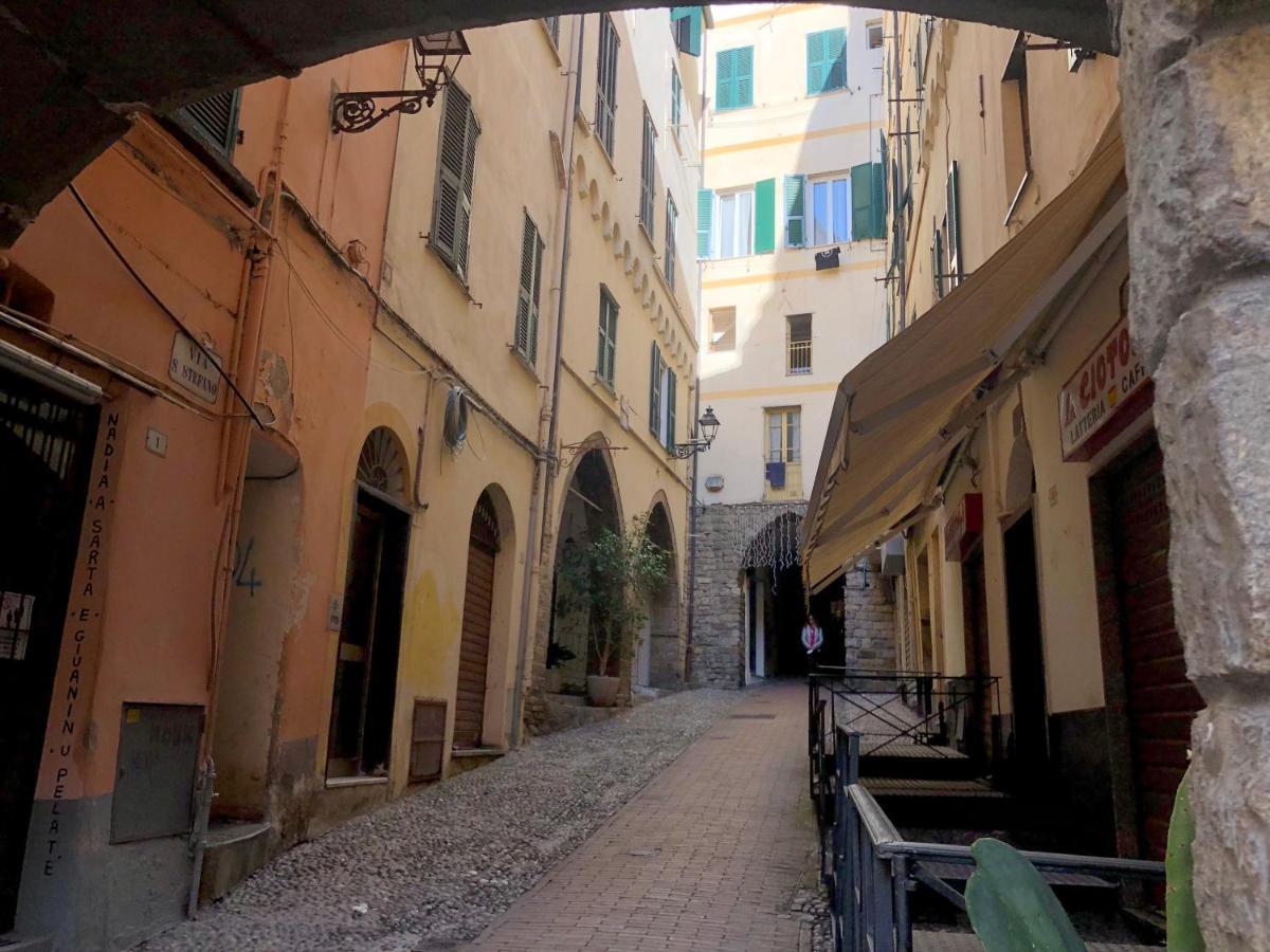 Appartamento ai piedi della Pigna Sanremo Esterno foto