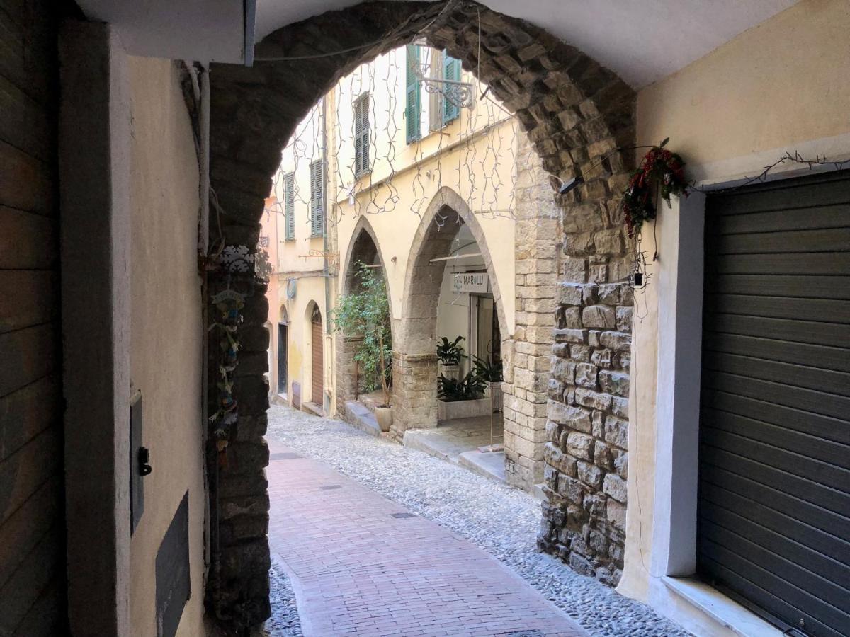 Appartamento ai piedi della Pigna Sanremo Esterno foto